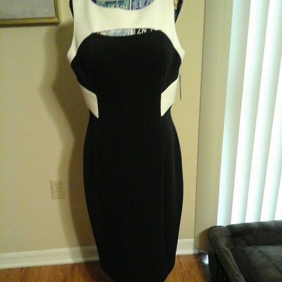 Vince Camuto Dresses & Skirts - FLASH SALE Vince Camuto Dress - NWT